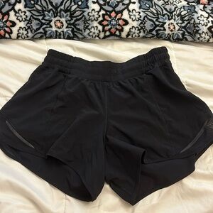Black lululemon size 6 hotty hot shorts